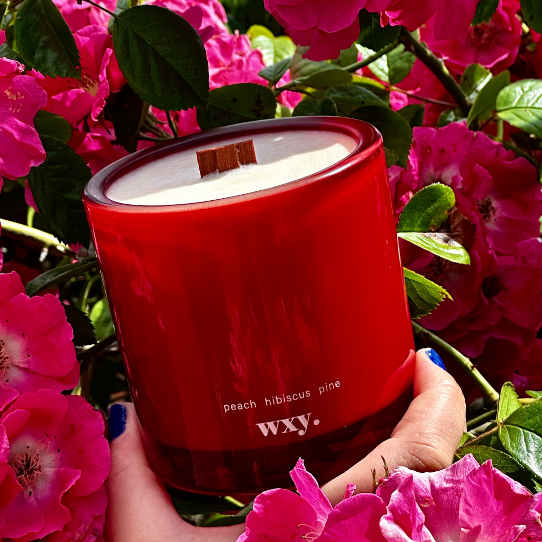 roam | peach. hibiscus. pine.