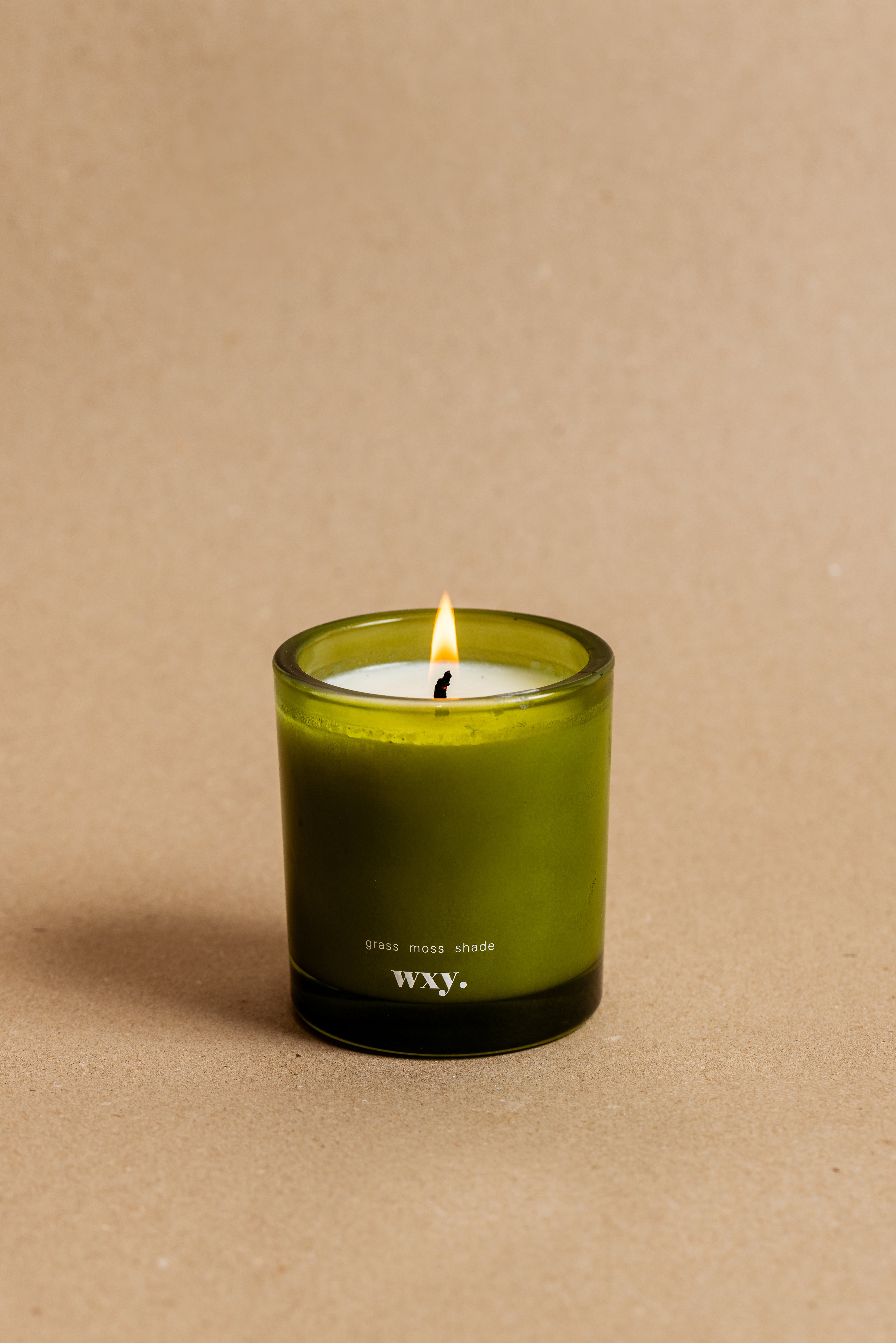 roam | grass. moss. shade.